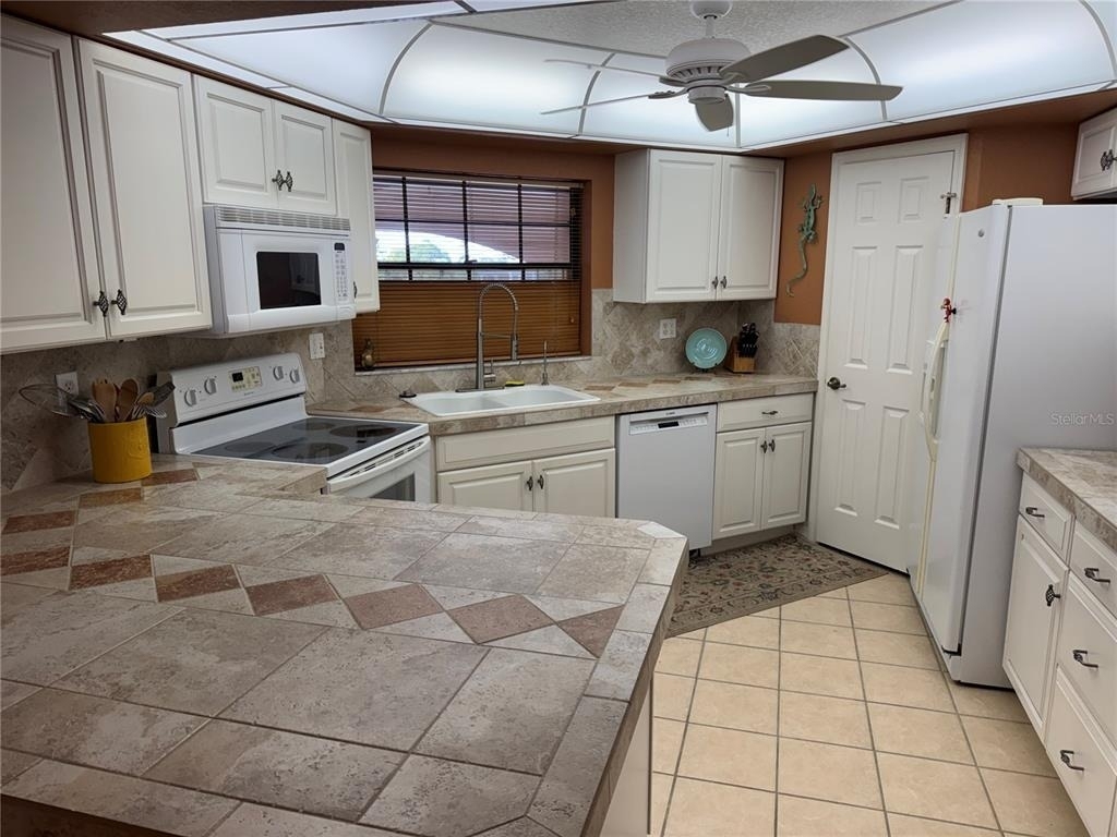 23465 Harborview Road - Photo 6