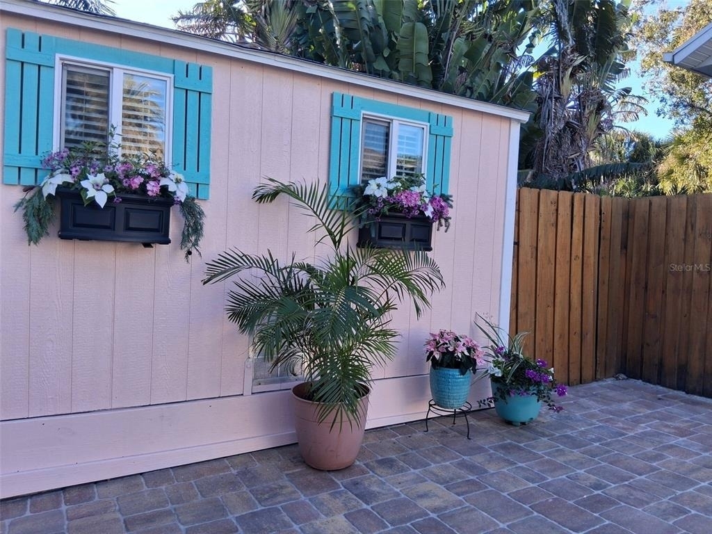 216 Berry Street - Photo 12