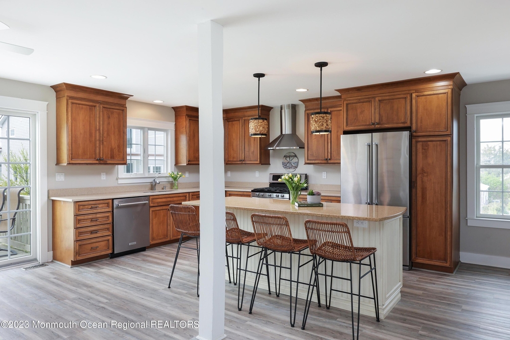 912 Ocean Avenue - Photo 1