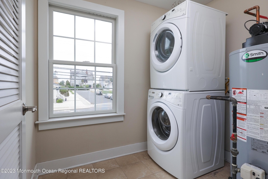 912 Ocean Avenue - Photo 15