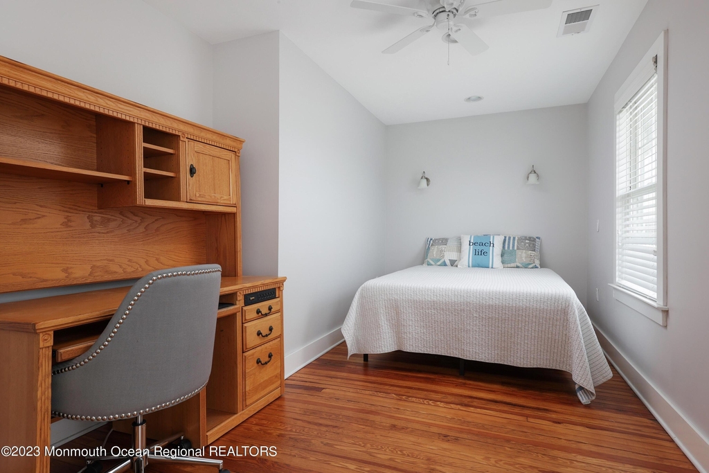 912 Ocean Avenue - Photo 21