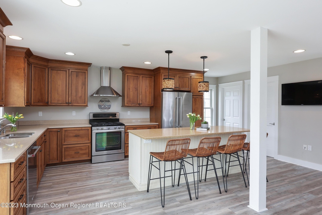 912 Ocean Avenue - Photo 6