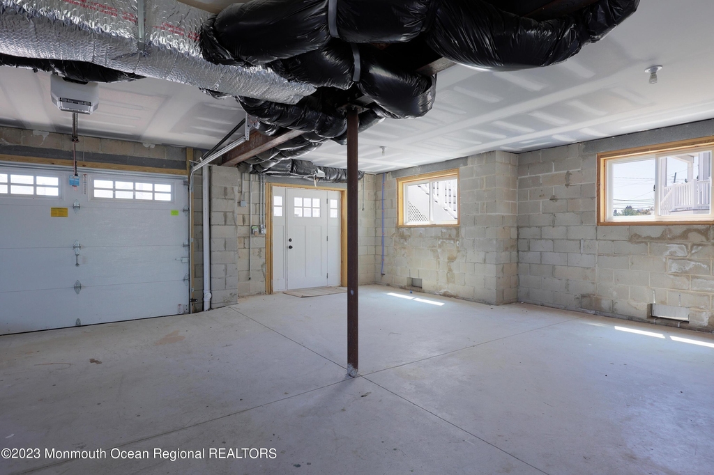 912 Ocean Avenue - Photo 26
