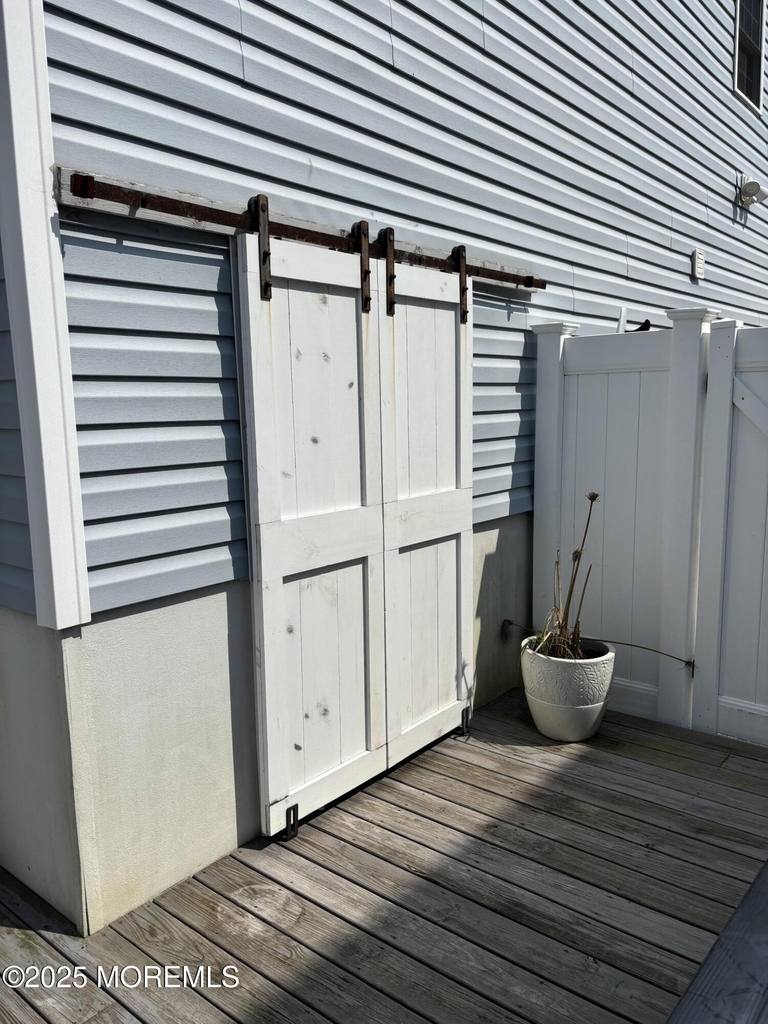 304 6th Avenue - Photo 16