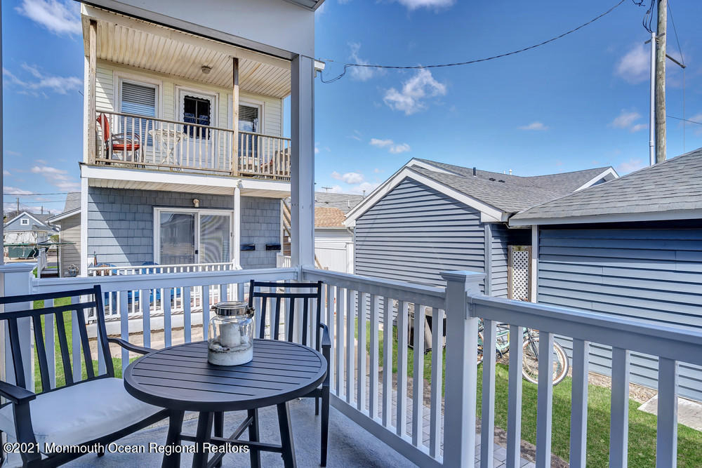 903 Ocean Avenue - Photo 19