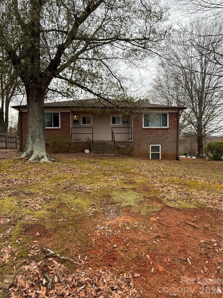 833 4th Avenue Sw - Photo 8