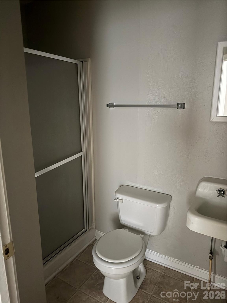 833 4th Avenue Sw - Photo 6