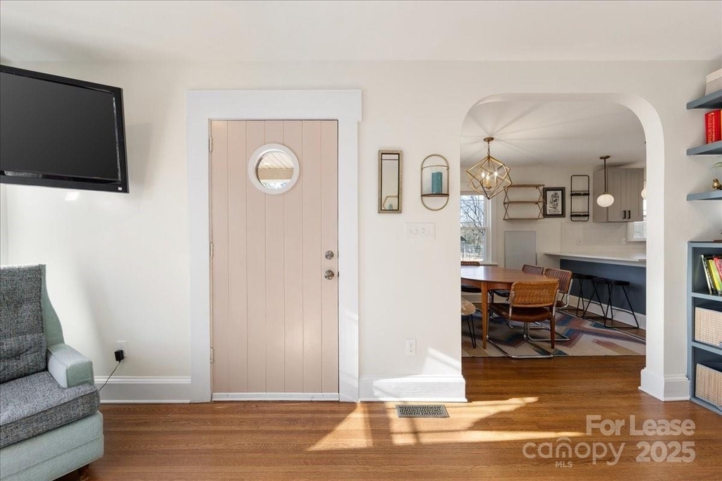 5712 Oak Drive - Photo 4