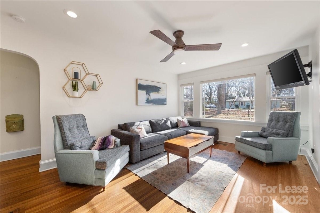 5712 Oak Drive - Photo 5