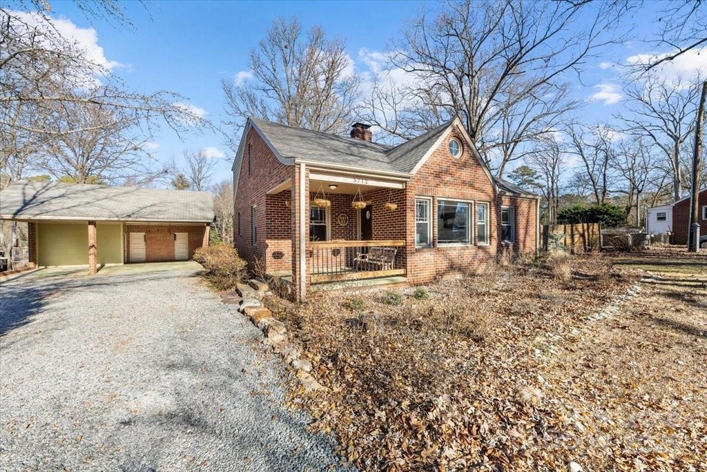 5712 Oak Drive - Photo 2