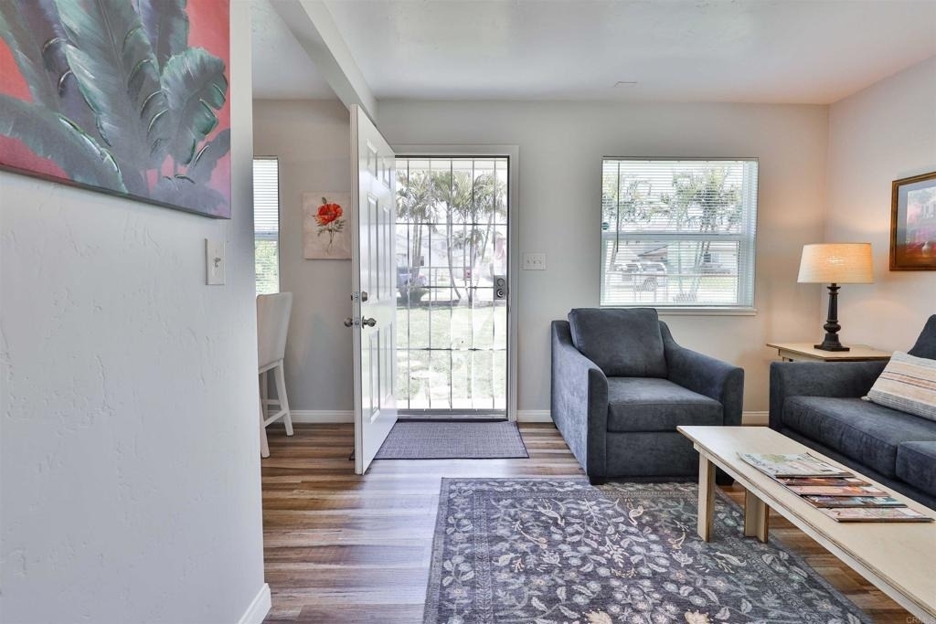 520 Delaware - Photo 3