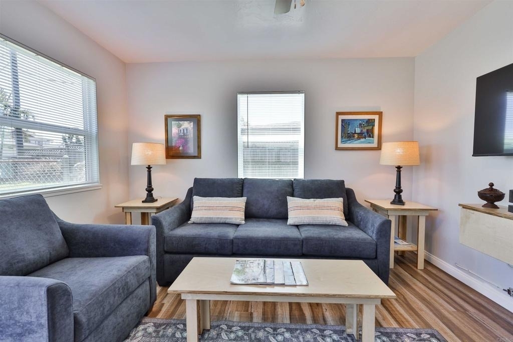 520 Delaware - Photo 1
