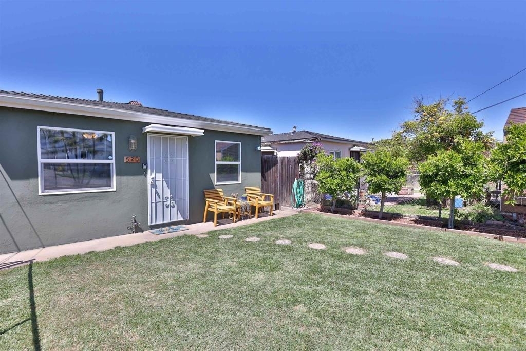 520 Delaware - Photo 27