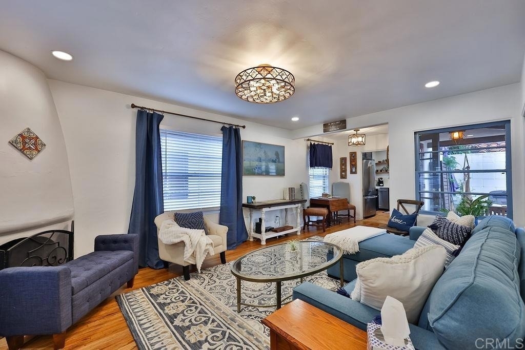 464 G Ave - Photo 3