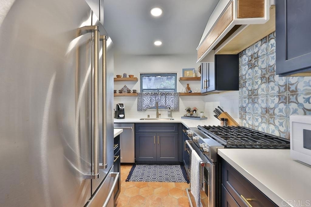 464 G Ave - Photo 9