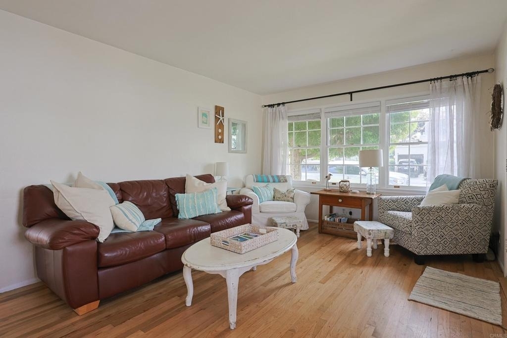 417 5th Street - Photo 3