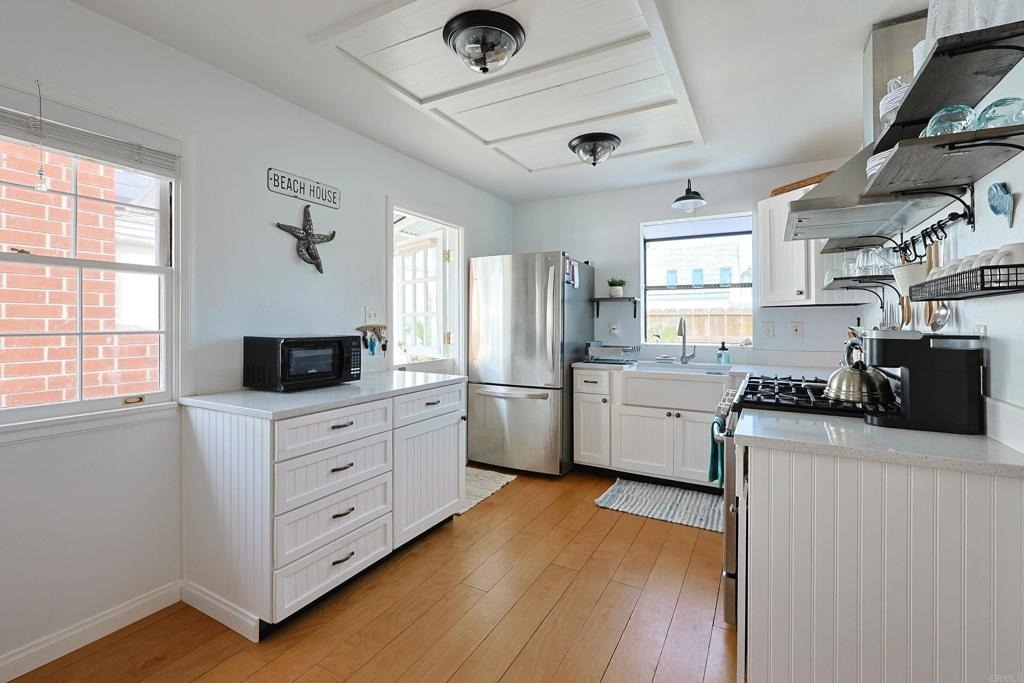 417 5th Street - Photo 8