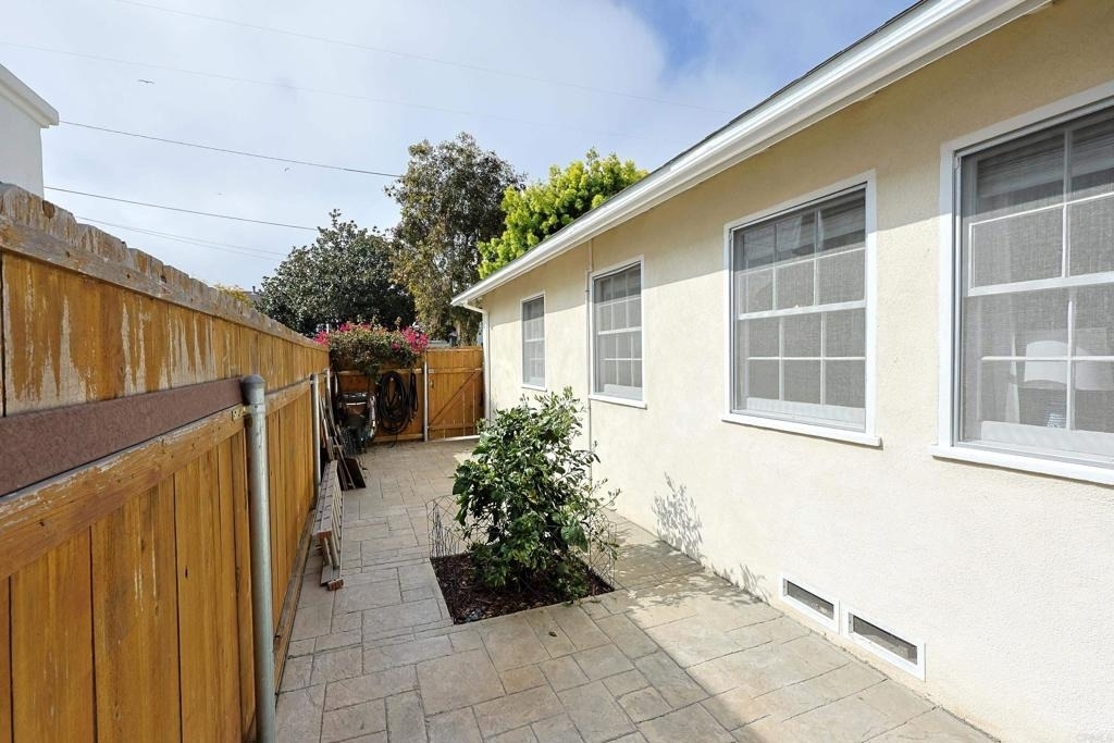 417 5th Street - Photo 31