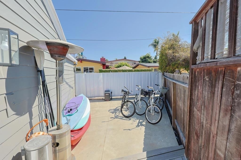 340 Glorietta Place - Photo 48