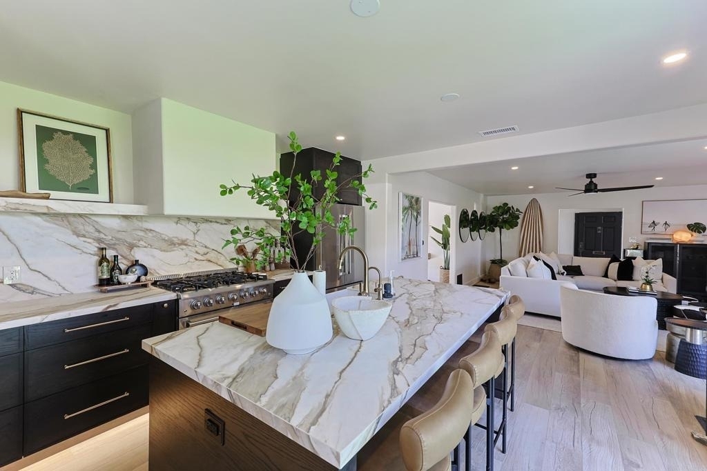 340 Glorietta Place - Photo 16
