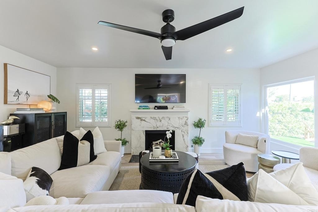 340 Glorietta Place - Photo 25