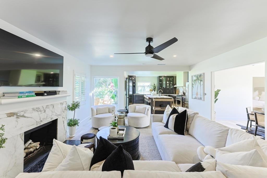 340 Glorietta Place - Photo 23