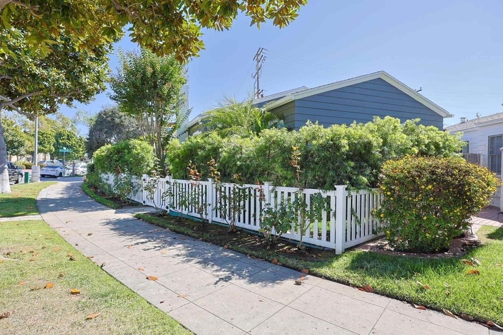 340 Glorietta Place - Photo 57
