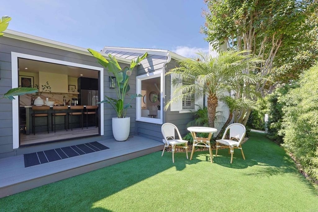 340 Glorietta Place - Photo 4