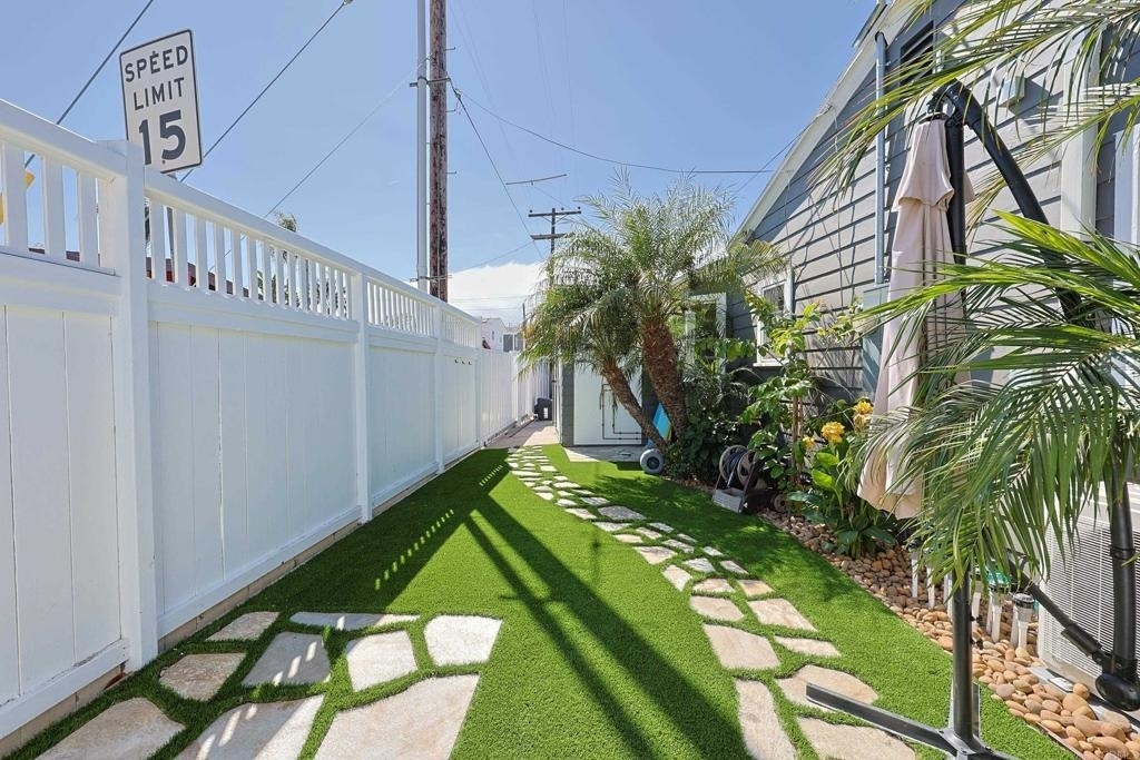 340 Glorietta Place - Photo 53