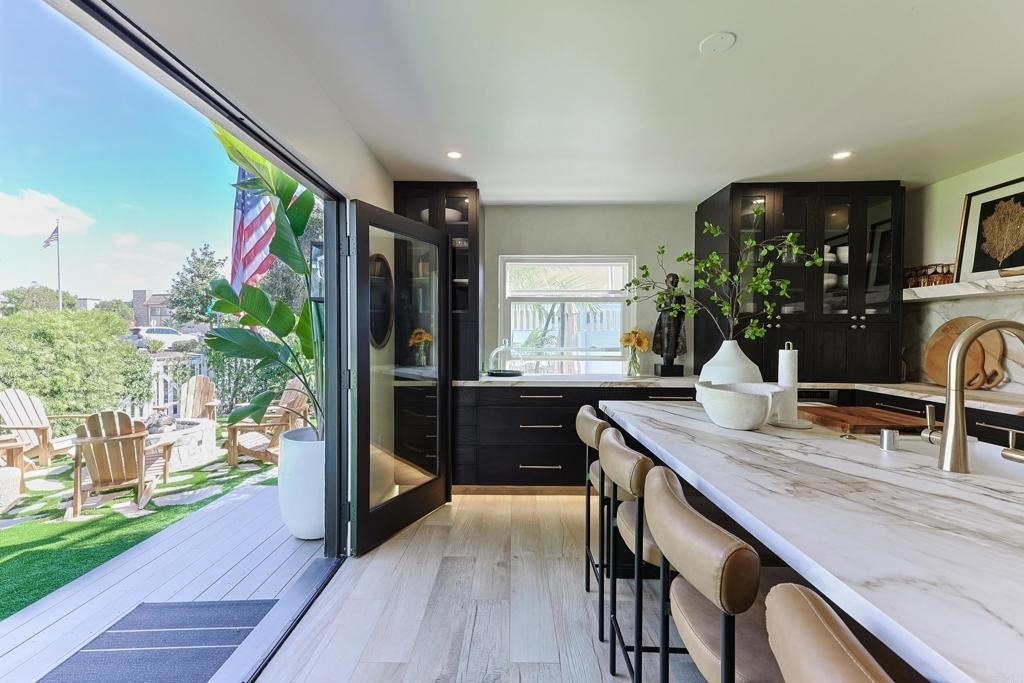 340 Glorietta Place - Photo 11