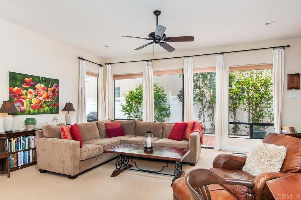 1033 Encino Row - Photo 3