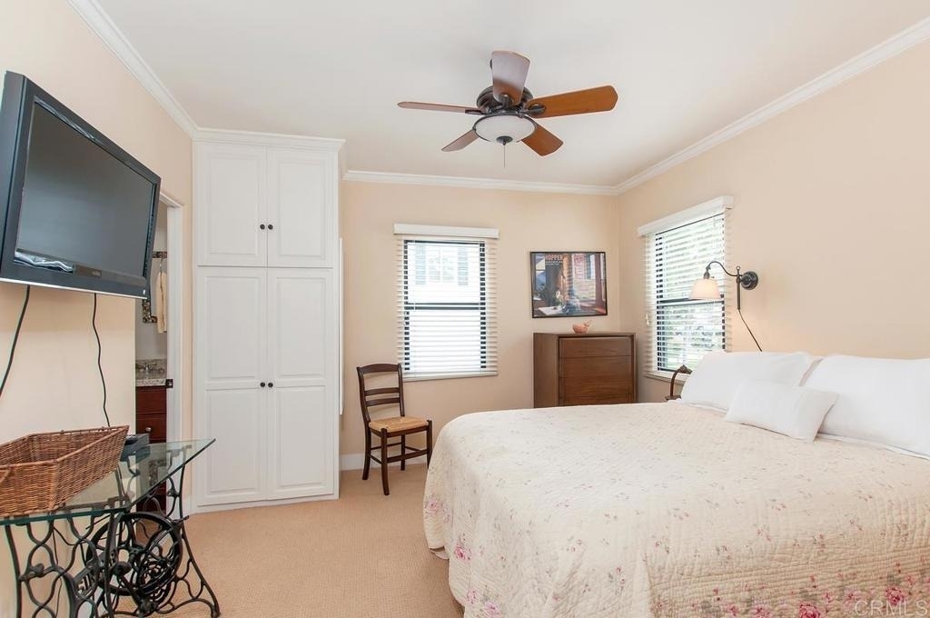 1033 Encino Row - Photo 8