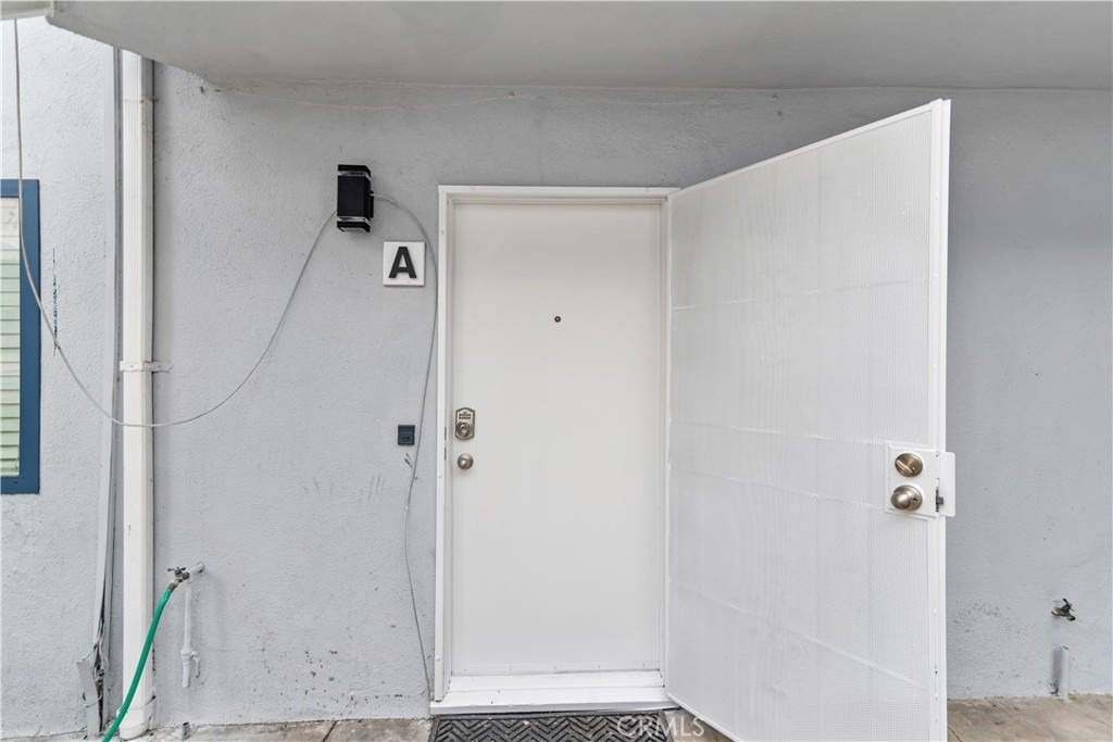 117 S Ivy Avenue - Photo 3