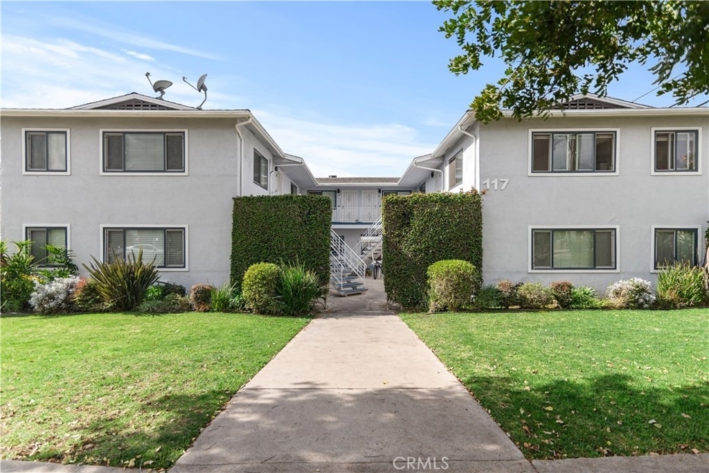 117 S Ivy Avenue - Photo 0