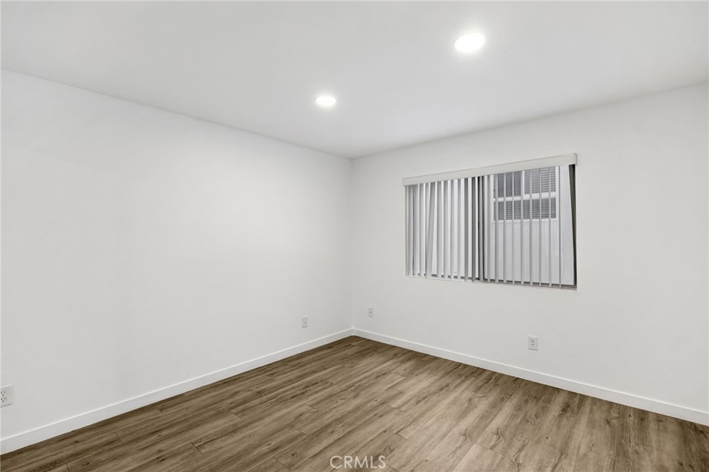 4406 Cahuenga Boulevard - Photo 11