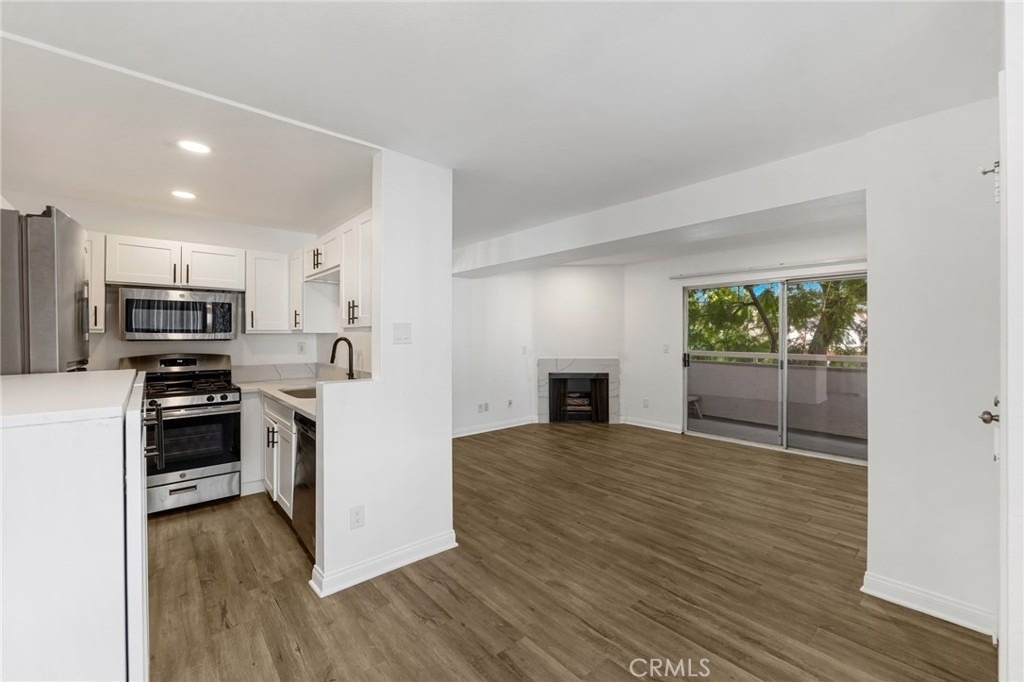4406 Cahuenga Boulevard - Photo 7