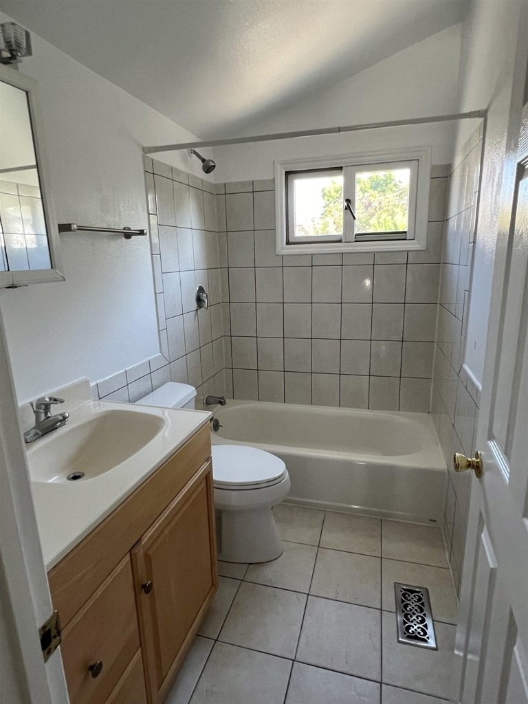 2438 Martin Luther King Jr Way - Photo 7