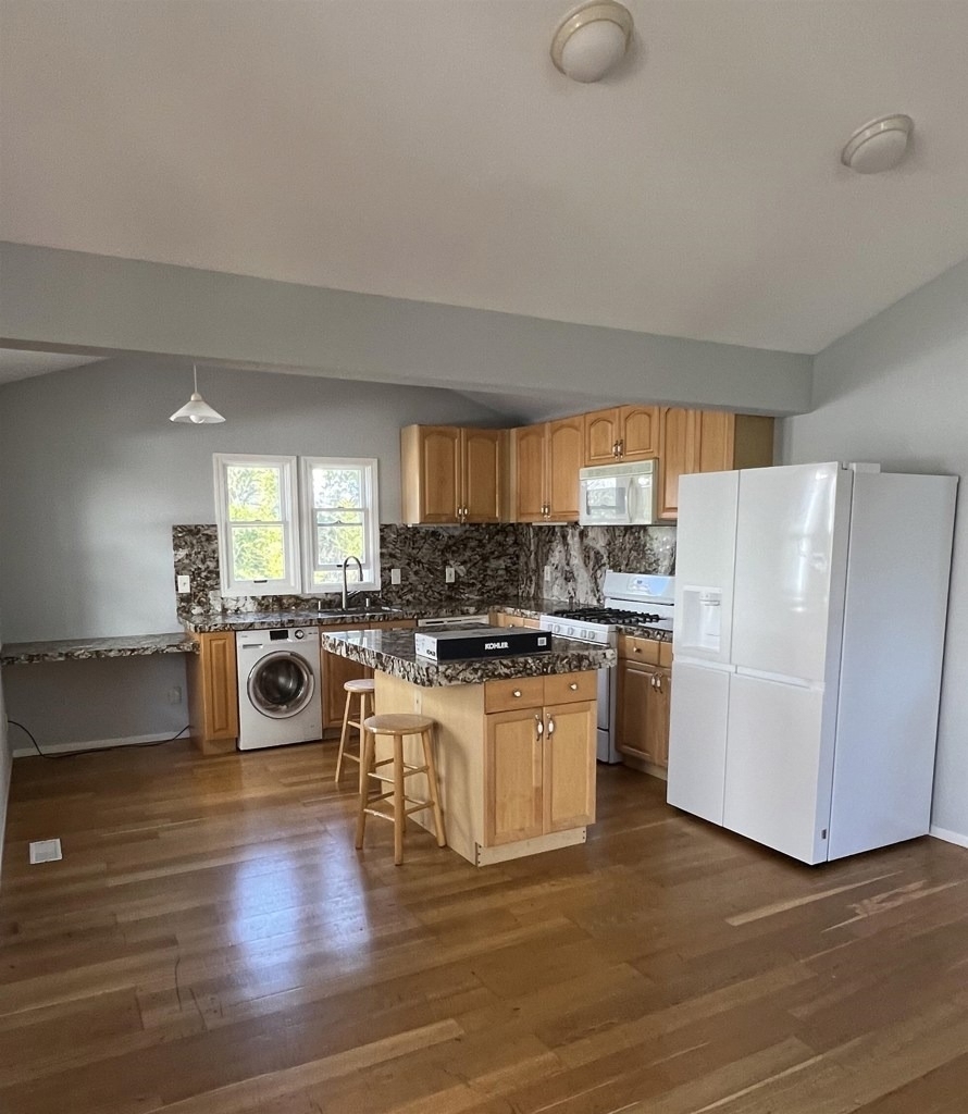 2438 Martin Luther King Jr Way - Photo 1