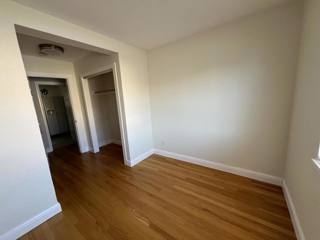 3244 Ellis St - Photo 4