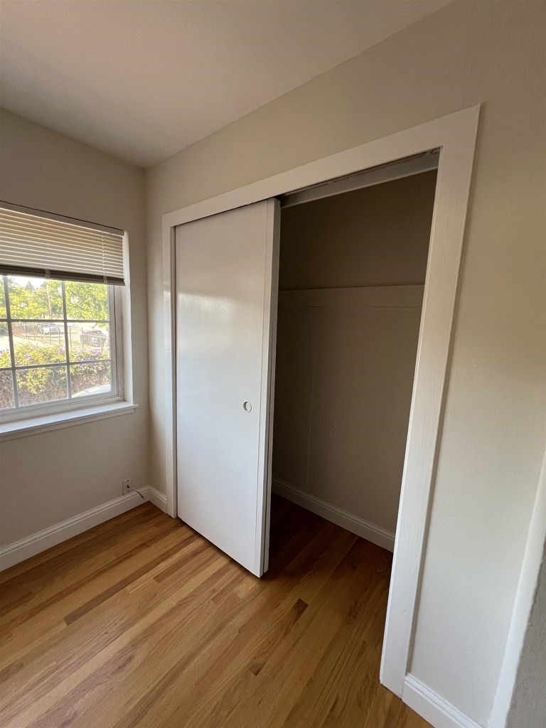 3244 Ellis St - Photo 3