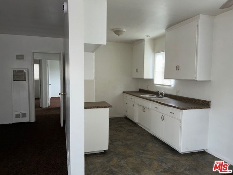 10702 Crenshaw Boulevard - Photo 11