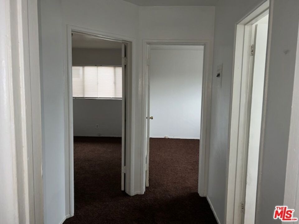 10702 Crenshaw Boulevard - Photo 8