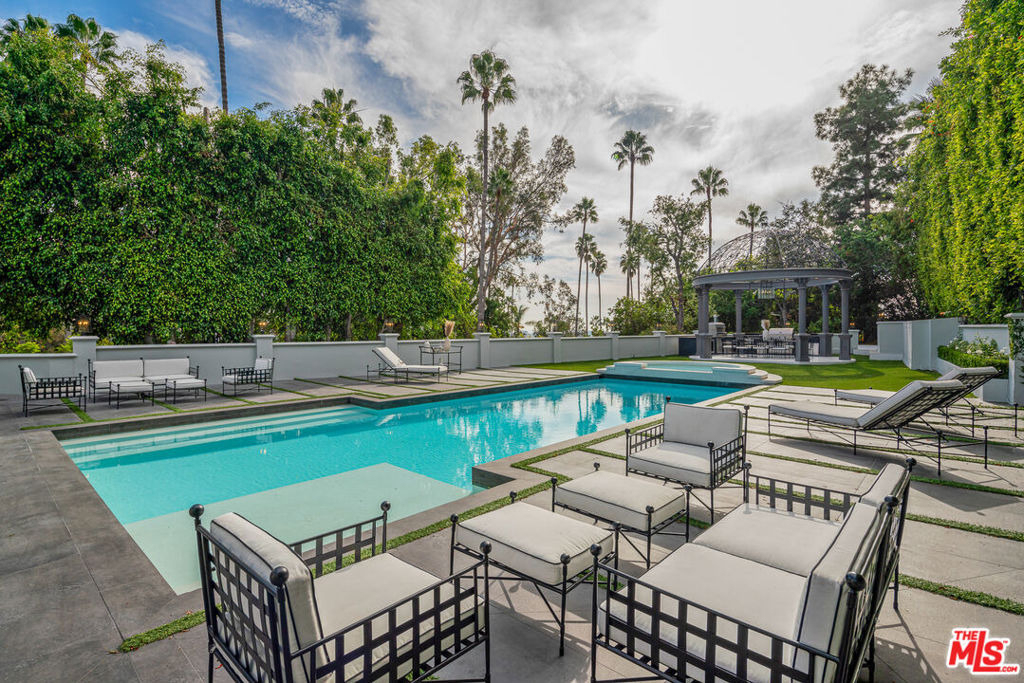 402 Doheny Road - Photo 22