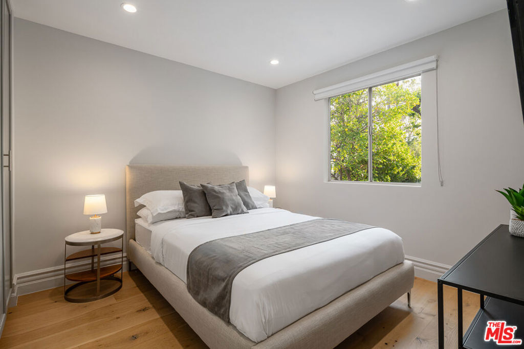 402 Doheny Road - Photo 36