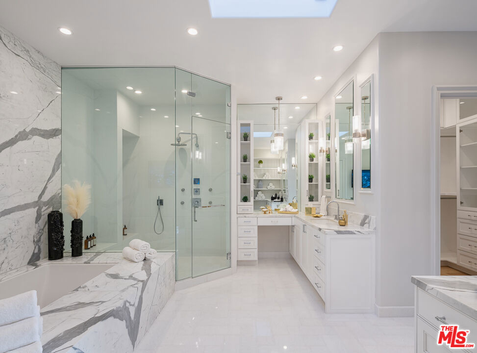 402 Doheny Road - Photo 42