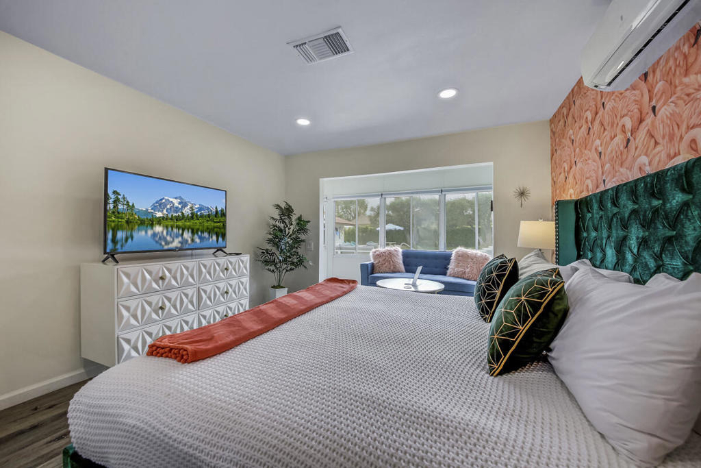 2230 Tamarisk Road - Photo 54