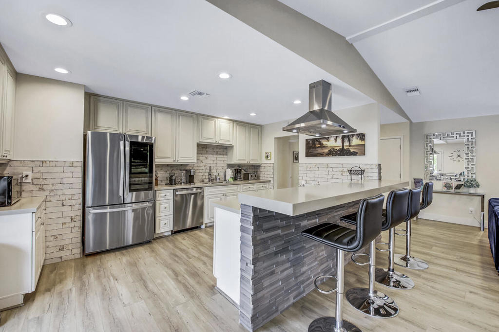 2230 Tamarisk Road - Photo 38