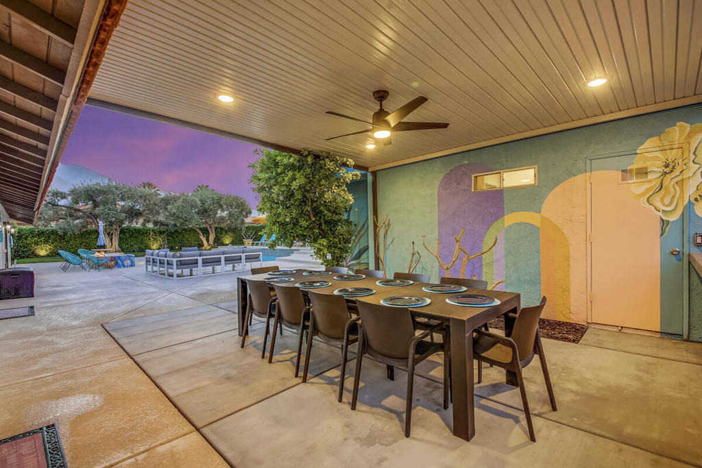 2230 Tamarisk Road - Photo 6