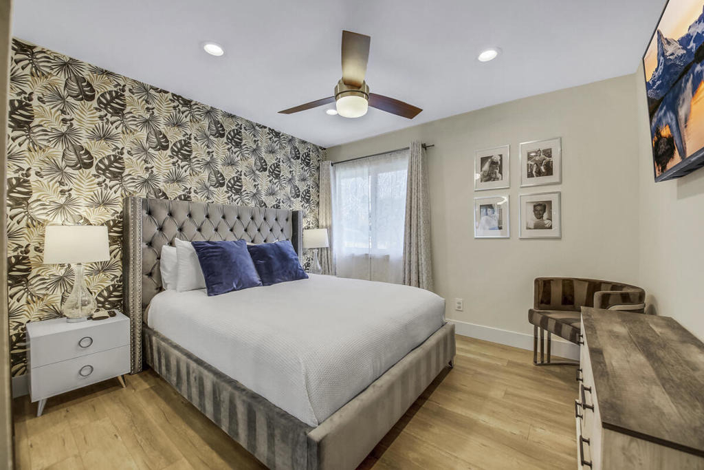 2230 Tamarisk Road - Photo 45