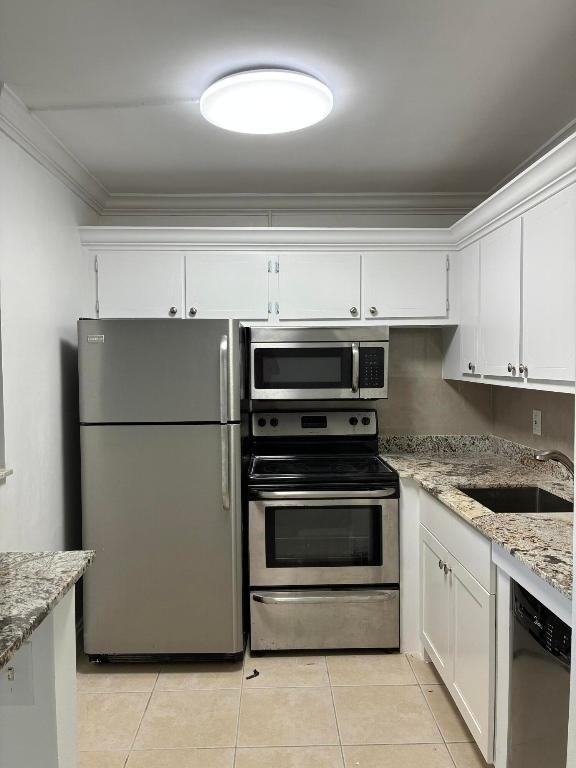 650 Horizons Avenue E - Photo 1
